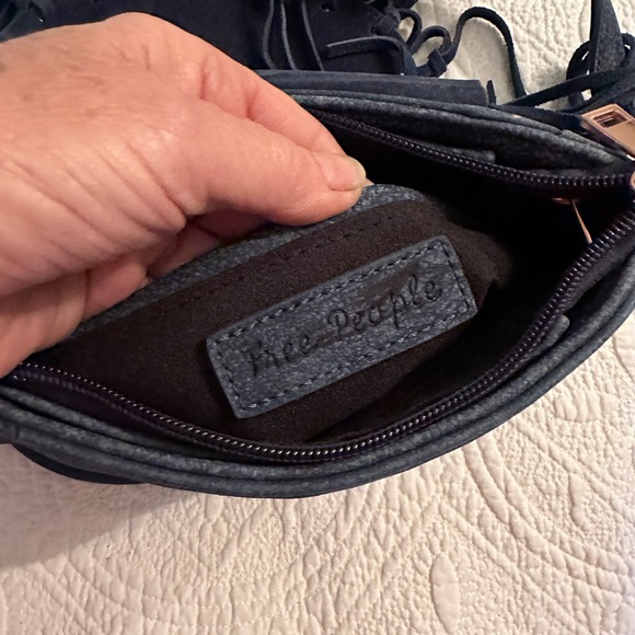 Free People Suede Blue Fringe Handbag Crossbody NWOT - Picture 4 of 10